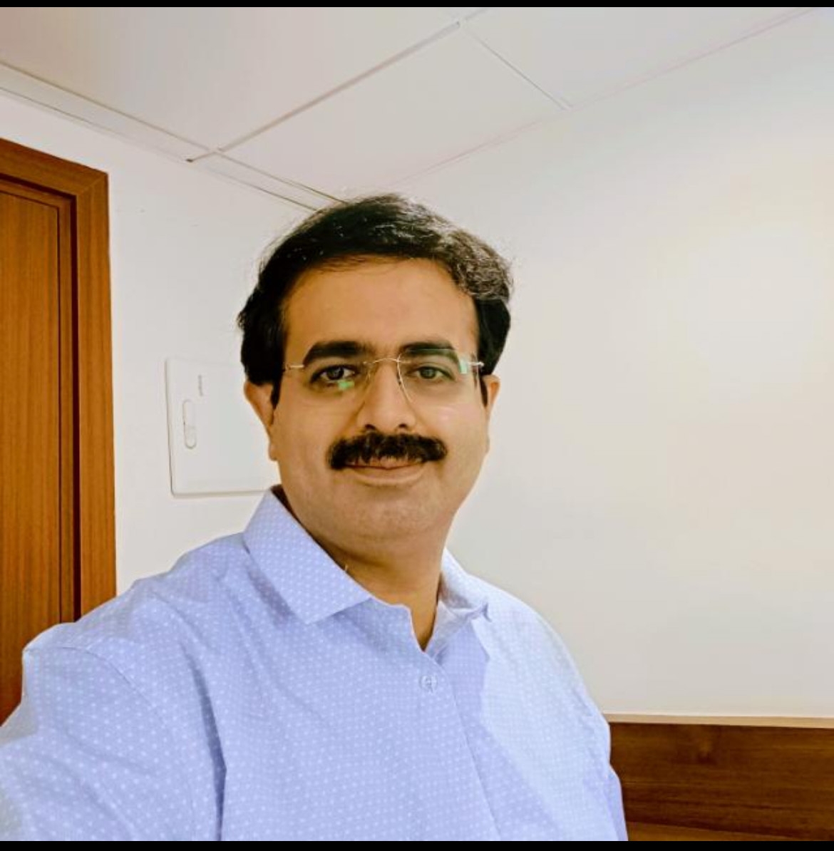 Dr. Anand Hinduja
