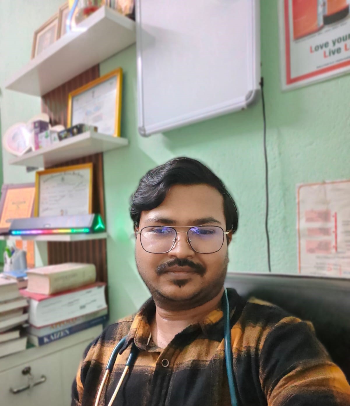 Dr. Santu Kumar Saha (B.Sc., BHMS)
