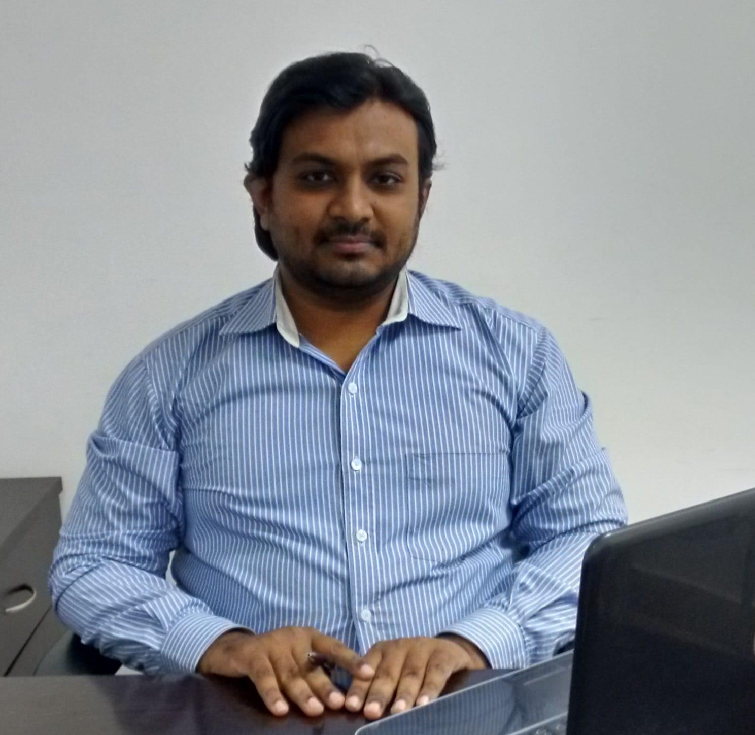 Dr. Ravi Prakash