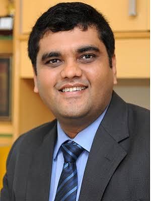 Dr. Manoj Parekh