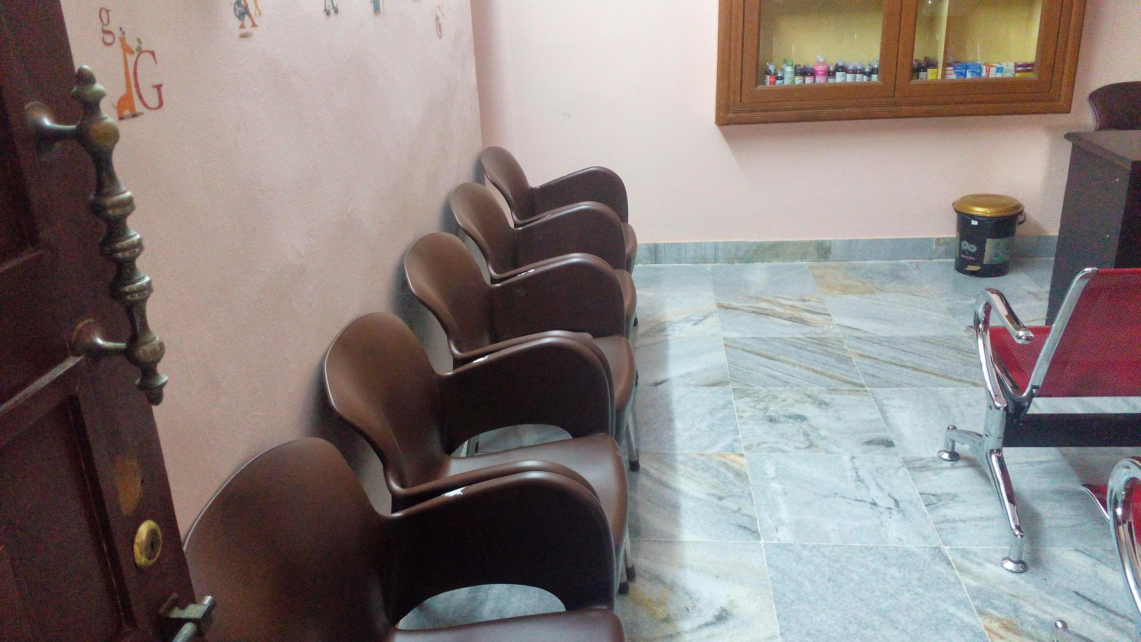 Interior view photo of TanMan Child Care Clinic 1 - Photo 3 at chennai 600037